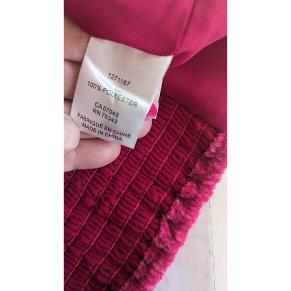 New Rachael Zoe Red velvet crop smocked button front tank size small - Picture 6 of 11